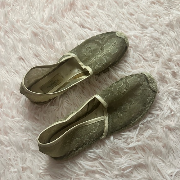 Valentino Garavani Shoes - lace Valentino espadrilles
